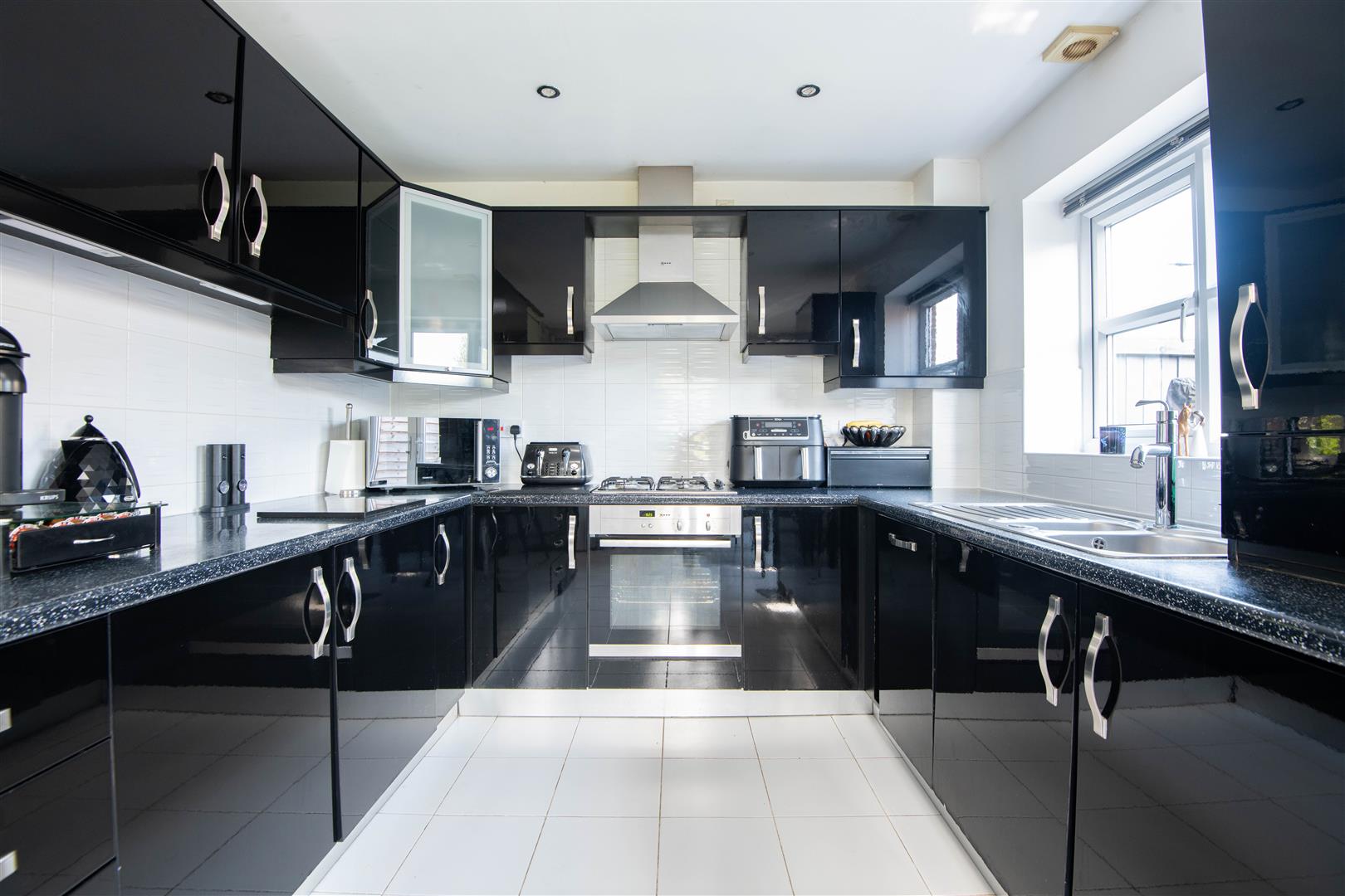 3 bed property in Darlington Close, Chorley